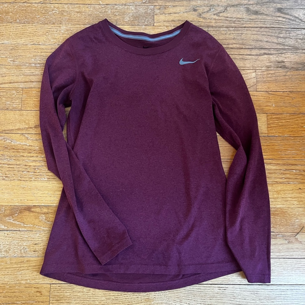 Nike Medium Burgundy Long Sleeve Top